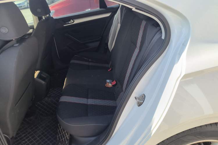 Used Volkswagen Lamando 2021 230TSI DSG Fashion Edition
