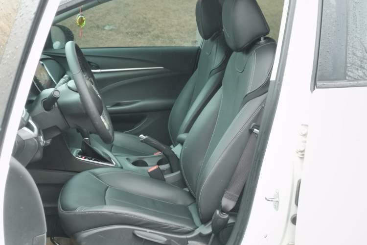 Used Buick GT 2018 18T Automatic Elite Model