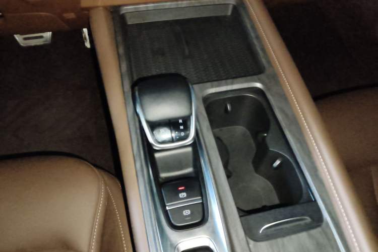 Used Chery Arrizo 8 2023 High-Energy Edition 2.0T DCT Luxury
