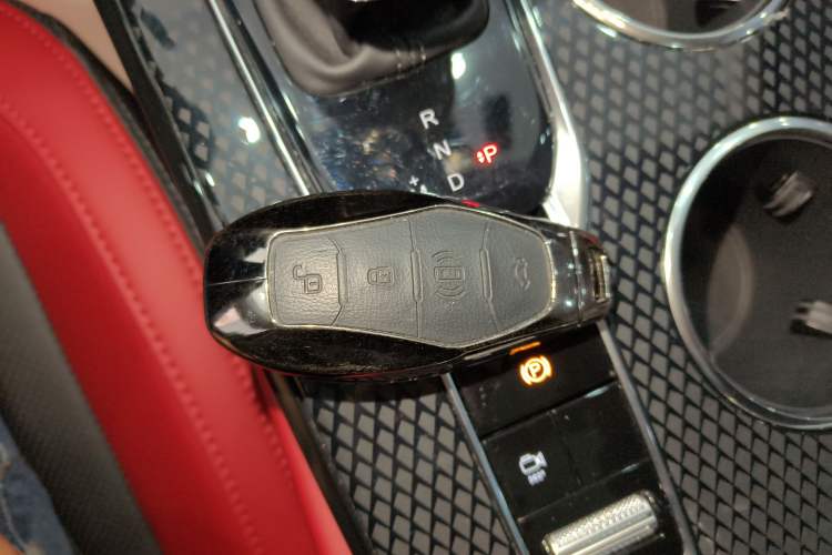 Used Hongqi HS3 2023 1.5T Two-Wheel Drive Shanwei Edition