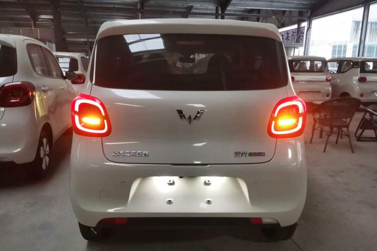 Used Wuling Hongguang MINIEV 2025 Four-Door Version Advanced Edition
