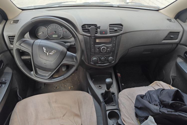 Used Wuling Hongguang 2018 1.5L Classic S Base Model
