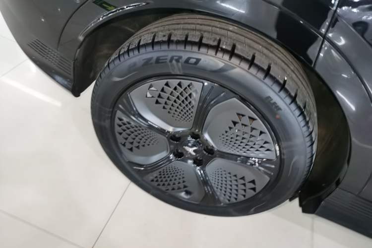 Used VOYAH COURAGE 2024 Four-Wheel Drive Global Edition
