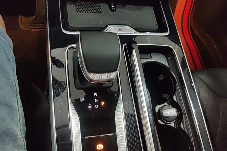 Used Hongqi HS5 2023 2.0T Qixiang Pro Edition
