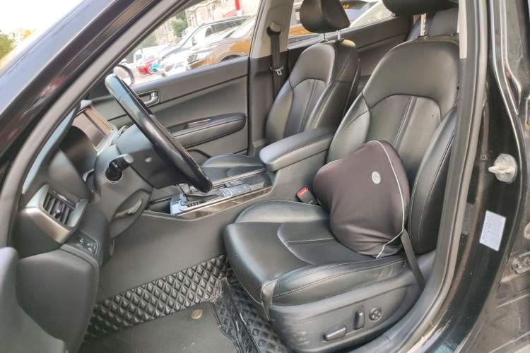 Used Kia K5 2016 2.0L Automatic LUX