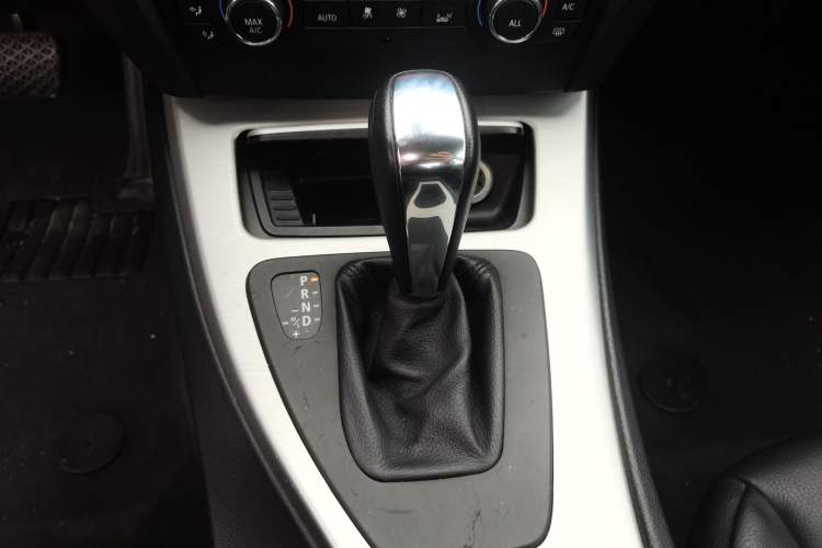 Used BMW 3 Series 2011 320i Coupe
