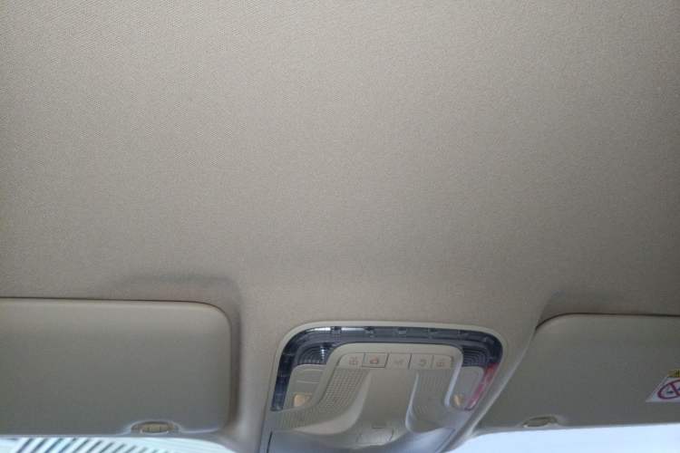 Used Mercedes-Benz Vito 2023 2.0T Elite Version 7 Seats