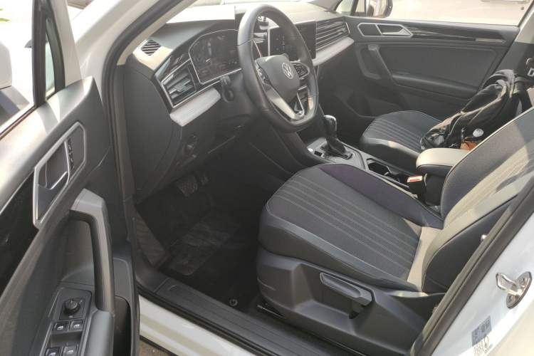 Used Volkswagen Tiguan L 2023 330TSI Automatic Two-Wheel Drive Comfort Edition
