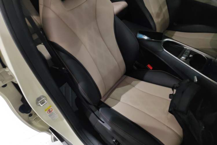 Used BYD Dolphin 2023 420 km Fashion Edition