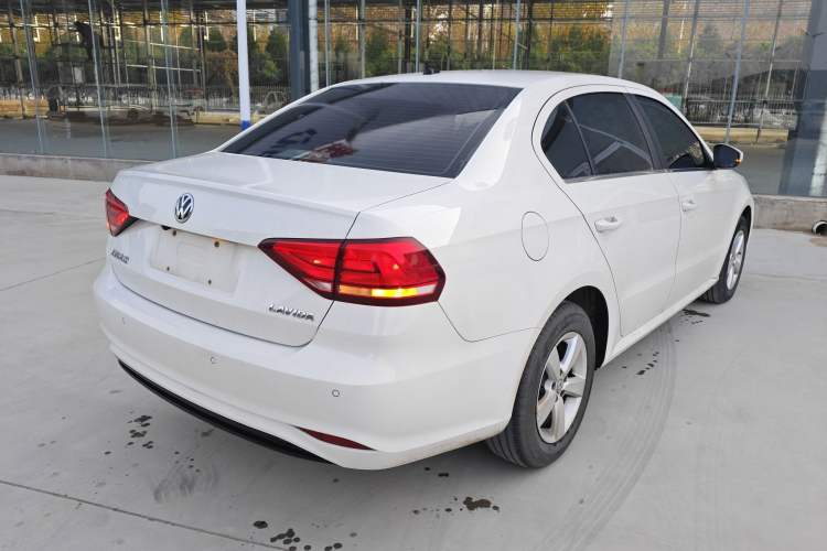Used Volkswagen Lavida 2019 Lavida Start 1.5L Manual Fashion Edition China VI Standard
