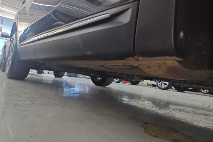 Used Buick Envision 2021 Encore Plus 652T Five-Seat All-Wheel-Drive Luxury Model
