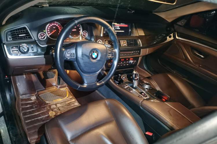 Used BMW 5 Series 2014 525Li Luxury Design Package