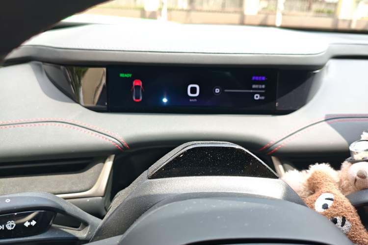 Used  SU7 2024 Rear-Drive Ultra-Long Range Advanced Pro-Level Intelligent Driving Version