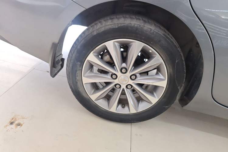 Used Chevrolet Monza 2022 320 Automatic Enjoyment Sunroof Version
