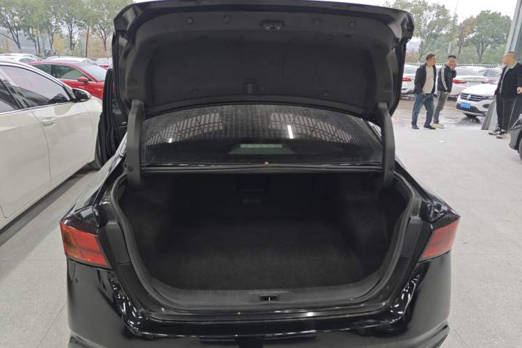 Used Nissan Teana 2021 2.0L XE Fashion Edition
