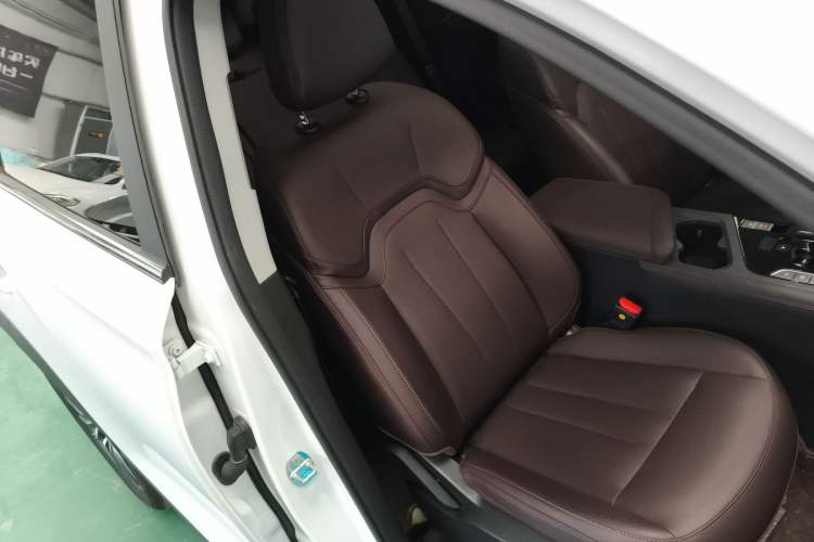 Used JETOUR X90 PLUS 2025 Beyond Edition 1.6TD DCT Villa PRO 7-Seater