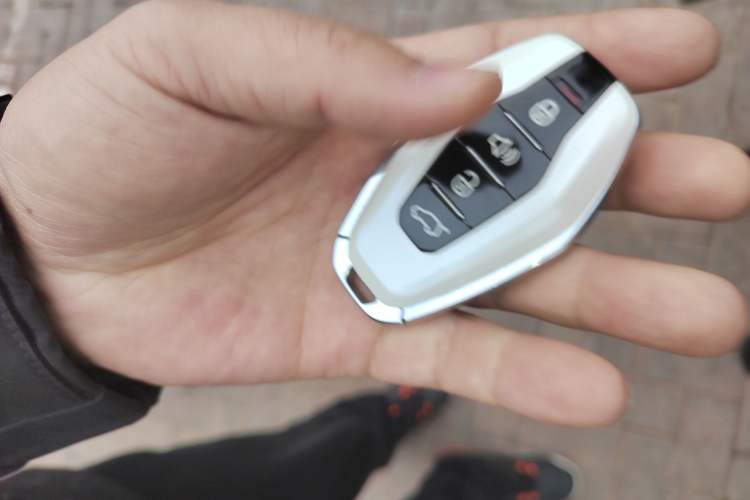 Used JETOUR X90 2020 1.6T DCT Shadow Edition 5-seater
