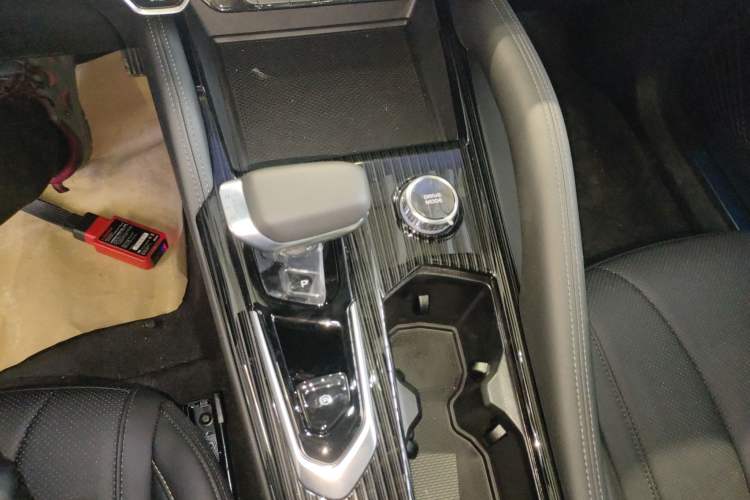 Used Geely Auto Monjaro L 2024 2.0TD DCT EVO Two-Wheel Drive Long-Range Version
