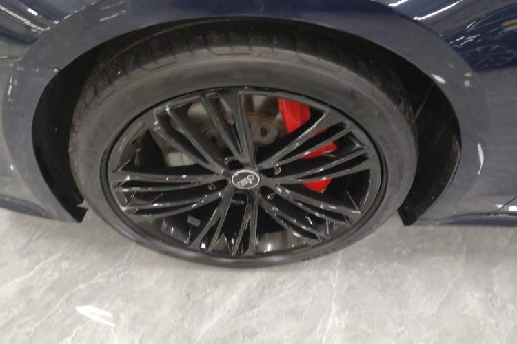 Used Audi A7L 2022 55 TFSI quattro S-line Zhiyuan Edition Obsidian Black Package
