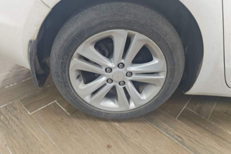 Used Chevrolet Cruze 2016 1.5L Automatic Stylish Sunroof Version
