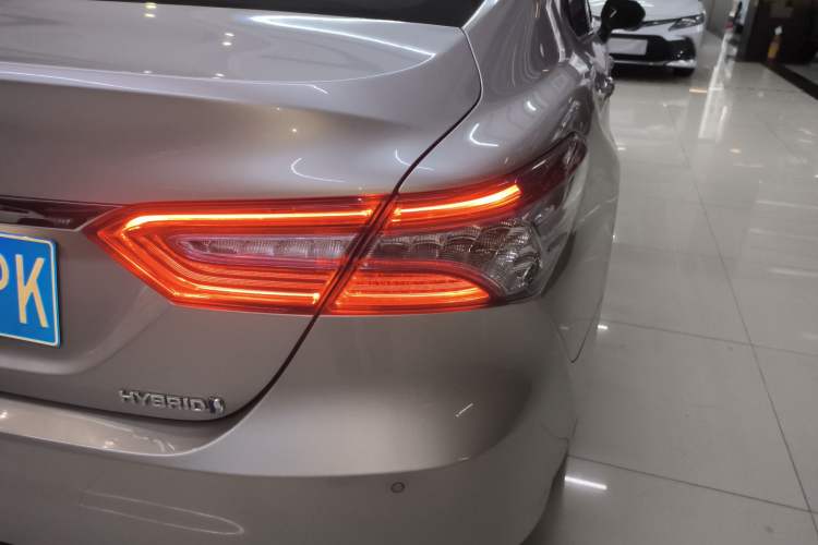 Used Toyota Camry 2019 Dual-Engine 2.5 HG Luxury Edition China VI Standard