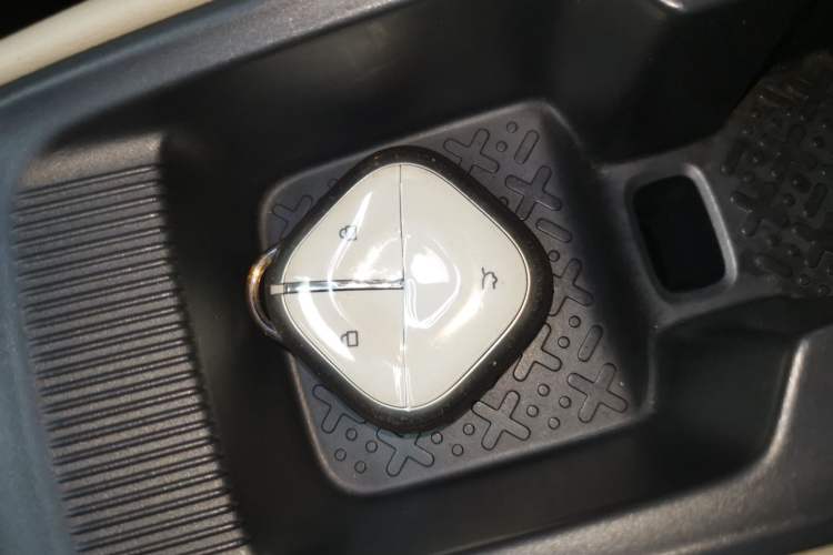 Used Wuling Bingo PLUS 2024 510 km Flagship Edition Four-Seater Version
