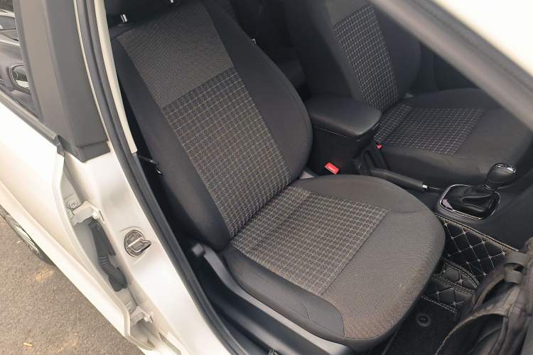 Used Volkswagen Polo 2016 1.6L Automatic Comfort Model