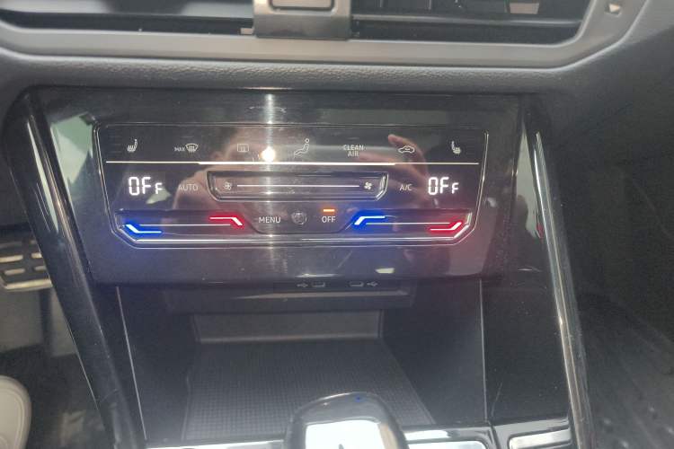 Used Volkswagen Tayron X 2020 330TSI Two-Wheel Drive Luxury Smart Connectivity Version
