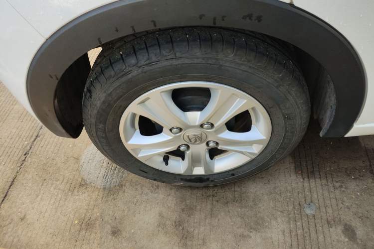 Used Baojun 310 2016 1.2L Manual Luxury Model
