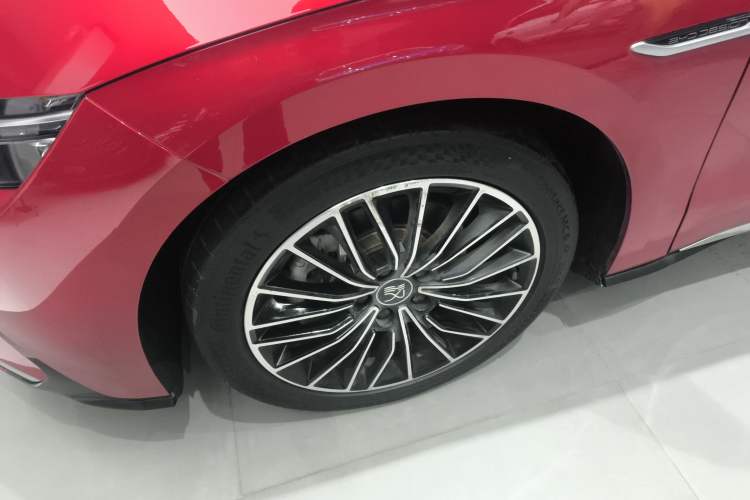 Used BYD Han 2020 EV Long-Range Luxury Model
