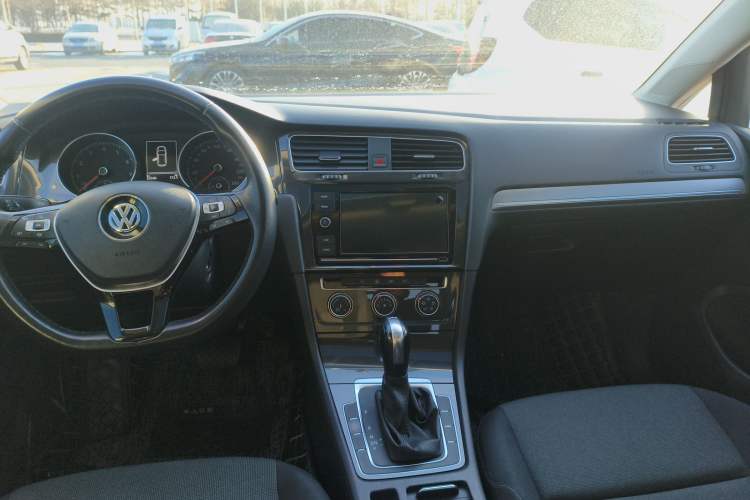 Used Volkswagen Golf 2019 200TSI DSG Comfort & Ambition Edition China VI Standard
