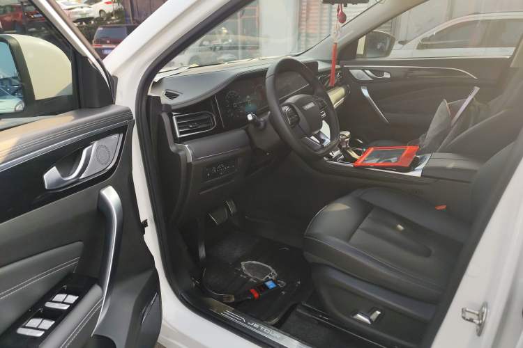 Used Jetour X90 2020 1.6T DCT Shadow Edition 7-Seater
