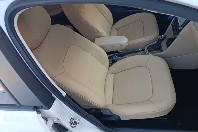 Used Volkswagen Jetta 2015 1.6L Automatic Comfort Model