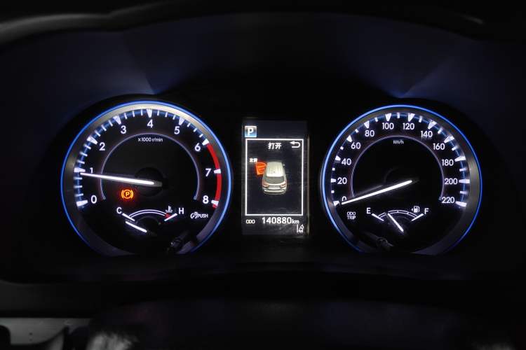 Used Toyota Highlander 2018 2.0T Four-Wheel Drive Luxury Version 7 Seats China VI Standard