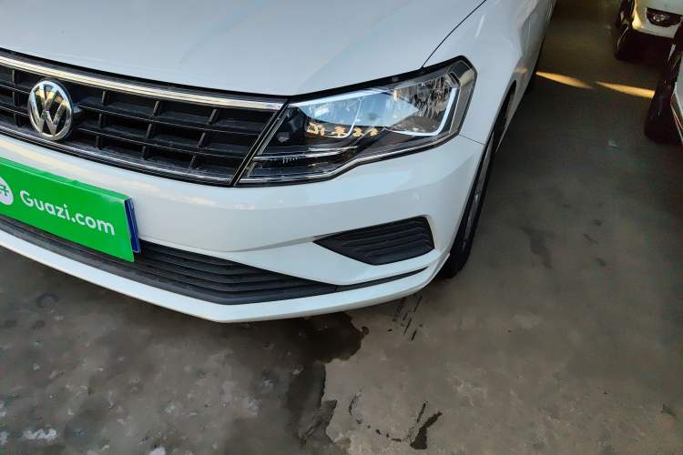 Used Volkswagen Jetta 2019 Dream Edition 1.4L Manual Fashion Version
