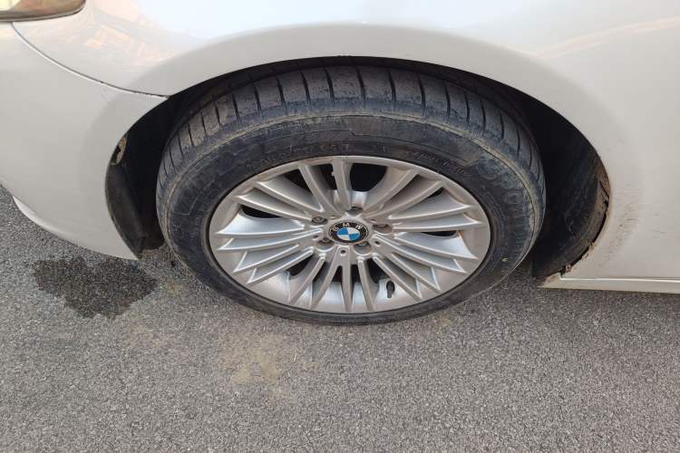 Used BMW 5 Series 2014 525Li Leading Model