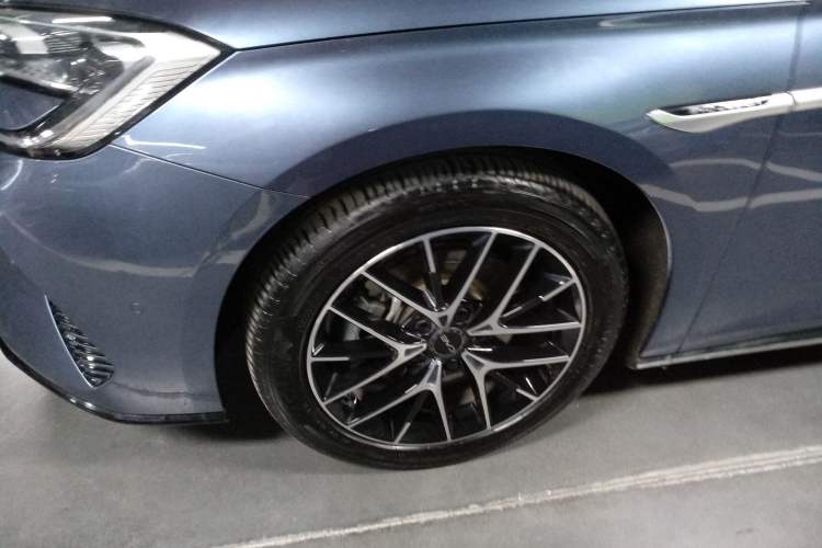 Used BYD Seal 2023 DM-i 1.5T 121km Flagship Model
