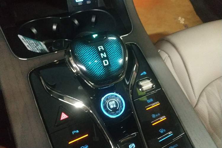 Used BYD Han 2025 EV Intelligent Driving Edition 701KM LiDAR Flagship Model
