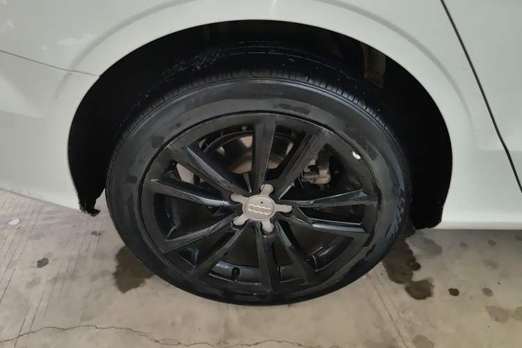 Used Audi A3 2015 Limousine 35 TFSI Millionth Anniversary Comfort Model