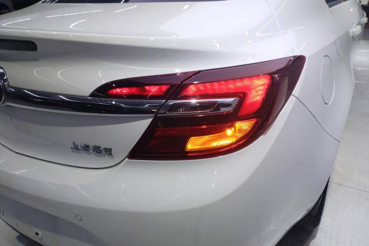 Used Buick Regal 2014 2.0L Leading Fashion Edition
