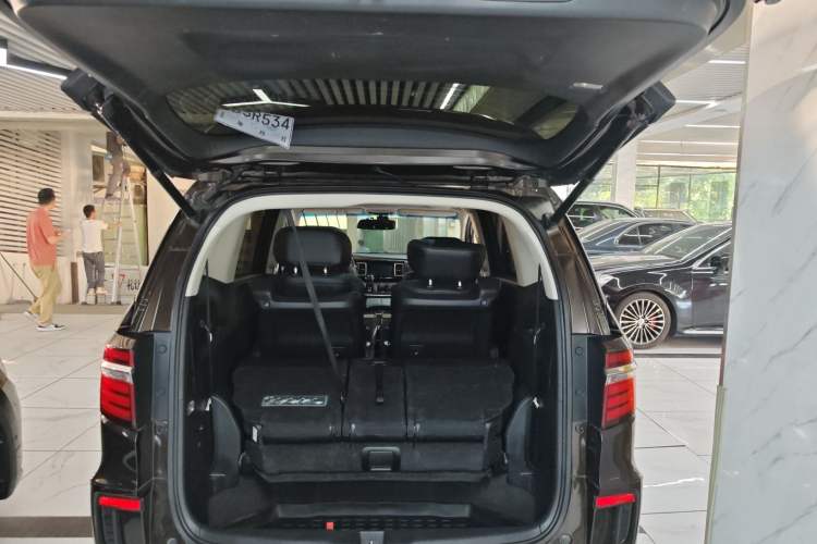 Used Honda Elysion 2016 2.4L Luxury Edition
