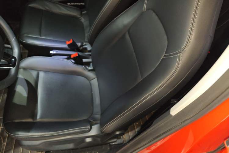 Used Leapmotor T03 2021 400 Lite Edition - Lithium-Ion Battery
