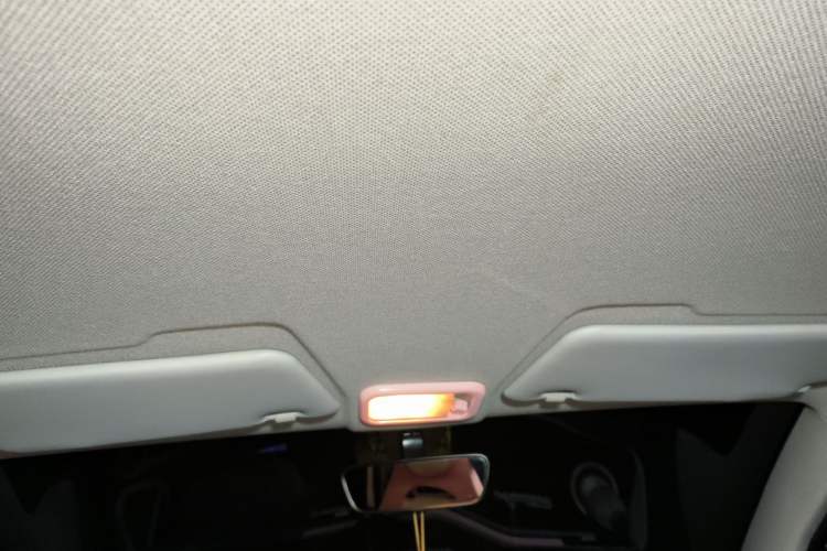 Used Wuling Hongguang MINIEV 2021 Macaron Fashion Model Lithium Iron Phosphate
