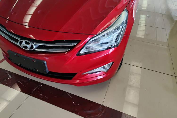 Used Hyundai Verna (older generation) 2016 1.4L Manual Smart GLS Trim