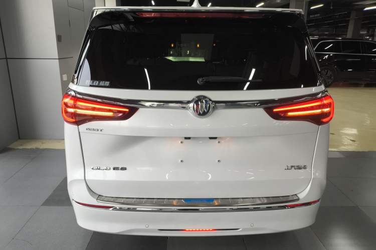 Used Buick GL8 2021 ES Land Cruiser 653T Flagship Model