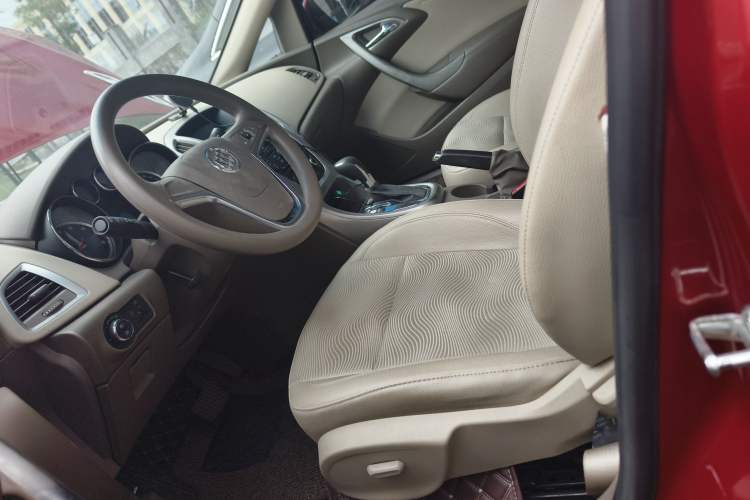 Used Buick GT 2013 GT 1.6L Automatic Fashion Edition
