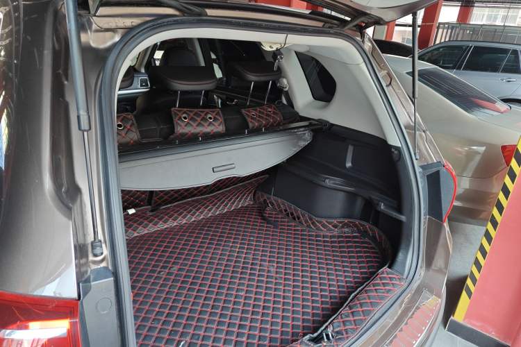 Used Haval H6 2015 Sport Edition 1.5T Automatic Two-Wheel Drive Luxury Model
