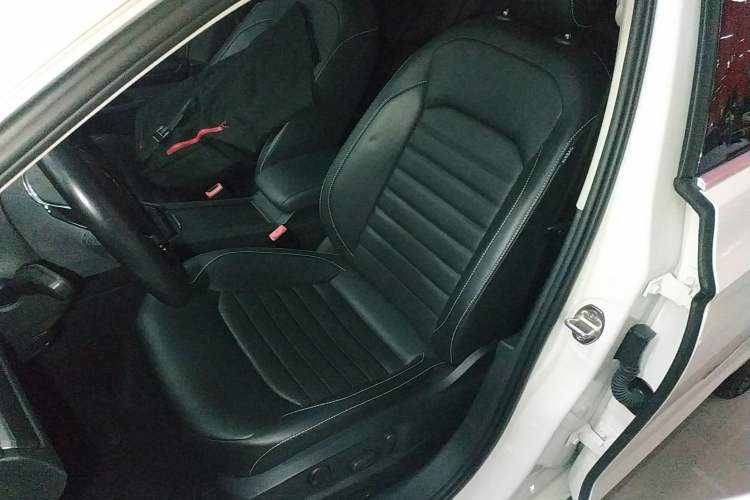 Used Volkswagen Lamando 2019 280TSI DSG Comfort Edition China VI standard