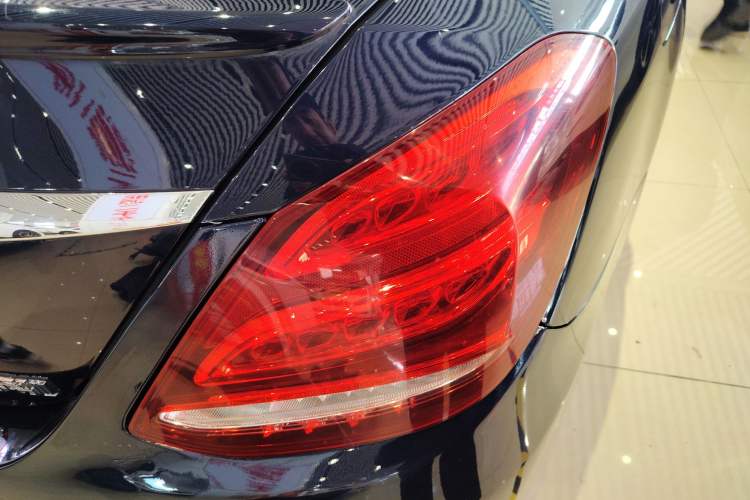 Used Mercedes-Benz C-Class 2017 Restyled C 200 Sport Edition
