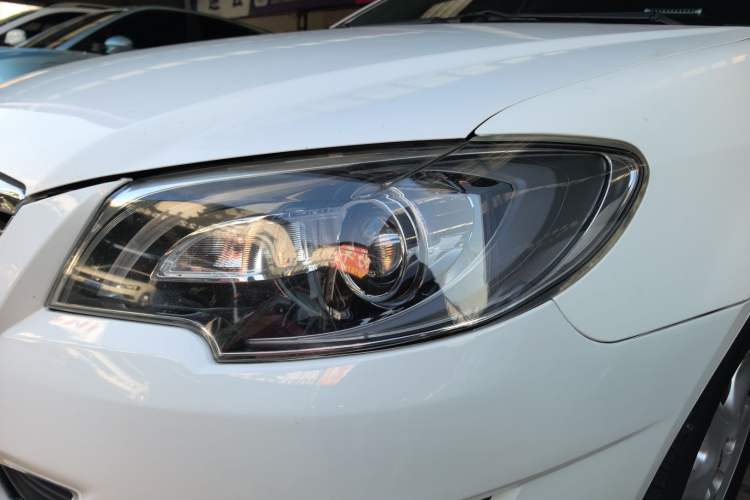 Used Toyota Corolla EX 2013 1.6L Automatic Luxury Edition
